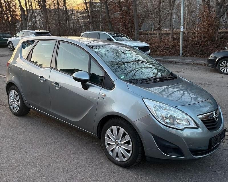 Gebraucht Opel Meriva Active 120 PS (88 kW) 2013 Grau Van / Kleinbus