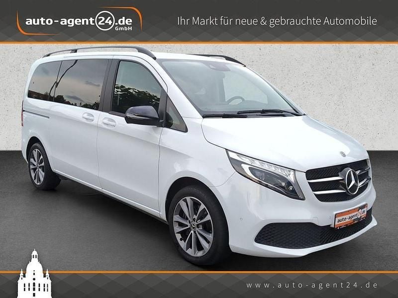 Bergkristallweiß metallic Gebraucht 2020 Mercedes V300 Edition Van / Kleinbus | 46.990 € (Superpreis) - Bild 1/4