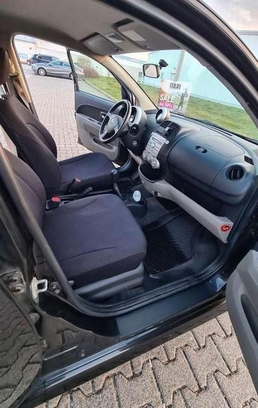 Gebraucht 2005 Daihatsu Sirion Kleinwagen | 2.500 € (Teuer) - Bild 1/4