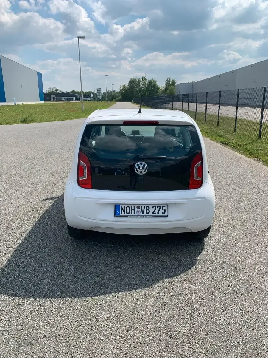 Second-hand VW up! 65 CP (47 kW) 2012 Alb Hatchback