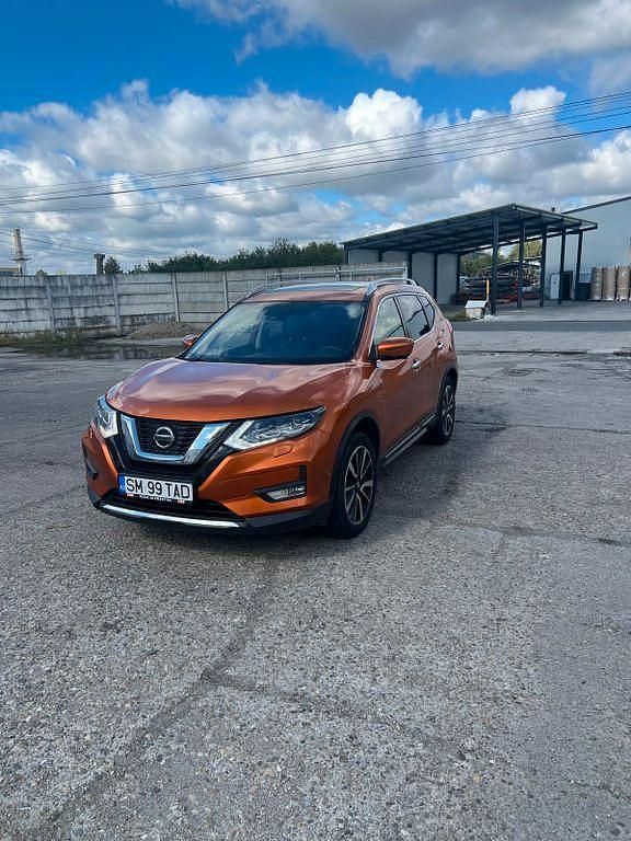 Orange Gebraucht 2020 Nissan X-Trail Tekna SUV | 16.900 € (Guter Preis) - Bild 1/4