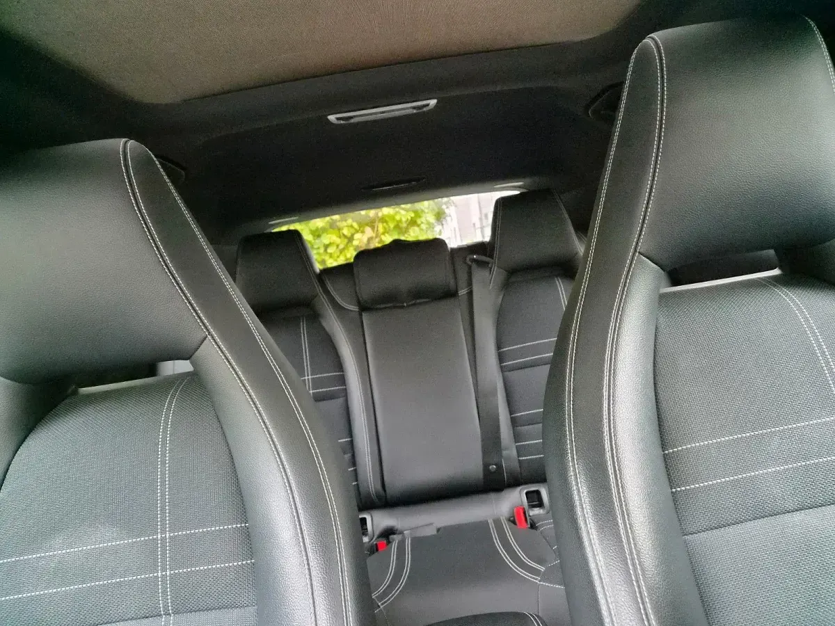 Gebraucht Mercedes A200 156 PS (114 kW) 2015 Grau Kleinwagen