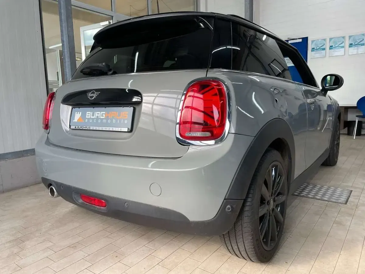 Gebraucht Mini Cooper D Chili 116 PS (85 kW) 2019 Grau Kleinwagen