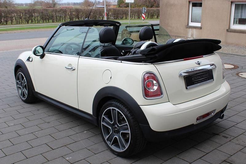 Gebraucht Mini Cooper Cabriolet 122 PS (89 kW) 2014 Weiß Cabrio