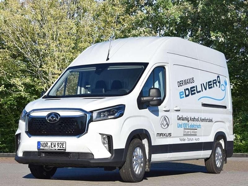 Weiß Gebraucht 2023 Maxus eDeliver 9 Van | 38.870 € (Superpreis) - Bild 1/4