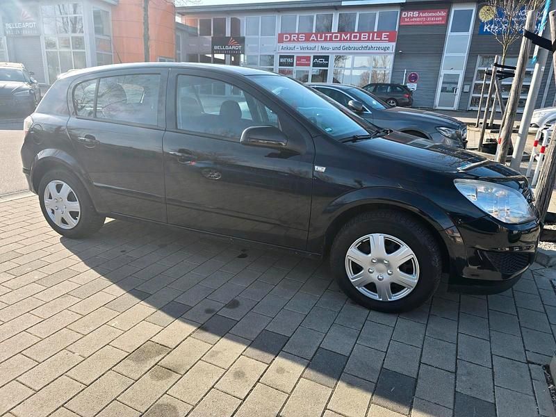 Gebraucht Opel Astra S 90 PS (66 kW) 2008 Schwarz Kleinwagen