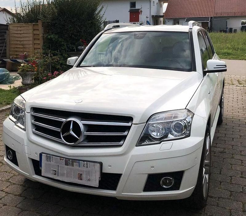 Weiß Gebraucht 2008 Mercedes GLK350 SUV | 13.500 € (Teuer) - Bild 1/4