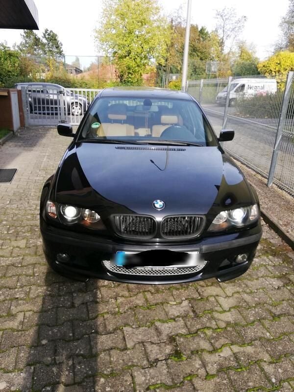 Schwarz Gebraucht 2002 BMW 325 M Sport Limousine | 7.900 € - Bild 1/4