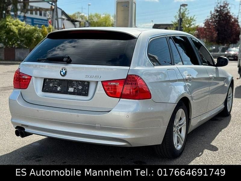 Second-hand BMW 325 218 CP (160 kW) 2011 Argintiu Break