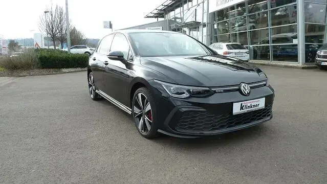 Gebraucht VW Golf VIII GTE 150 PS (110 kW) 2022 Deep black perleffekt Limousine