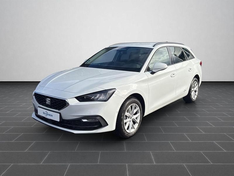 "nevada" weiss (metallic) Neu 2025 Seat Leon Limousine | 36.190 € (Teuer) - Bild 1/4