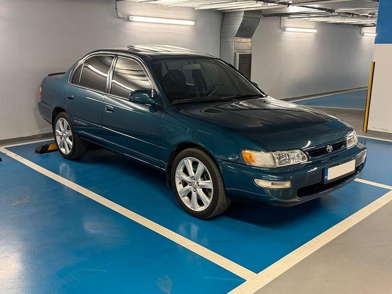 Gebraucht Toyota Corolla 75 PS (55 kW) 1994 Blau Limousine