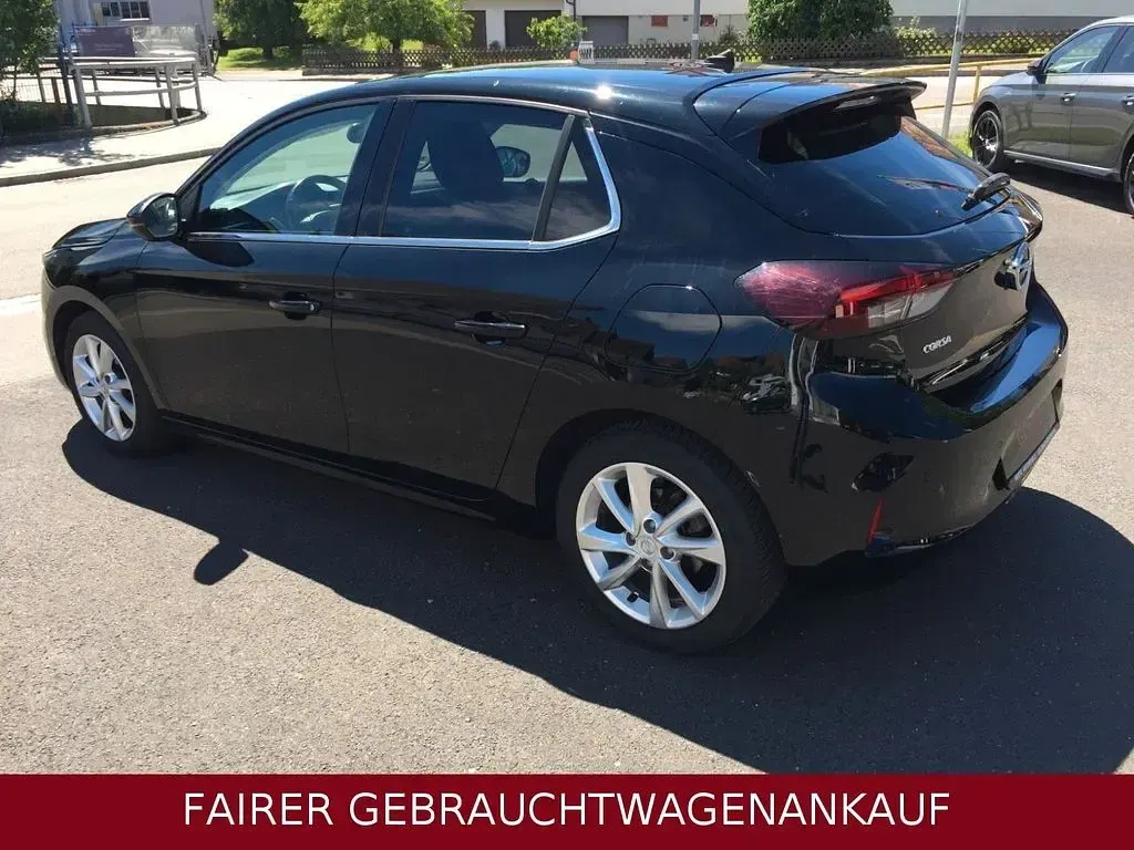 Gebraucht Opel Corsa Elegance 101 PS (74 kW) 2021 Diamond black Kleinwagen