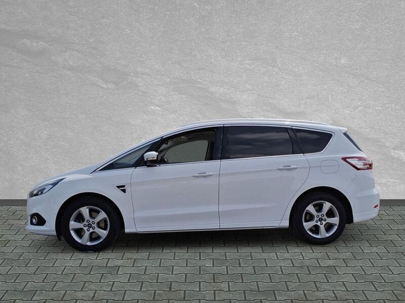 Gebraucht Ford S-MAX Titanium 190 PS (139 kW) 2019 Frost weiß Van / Kleinbus