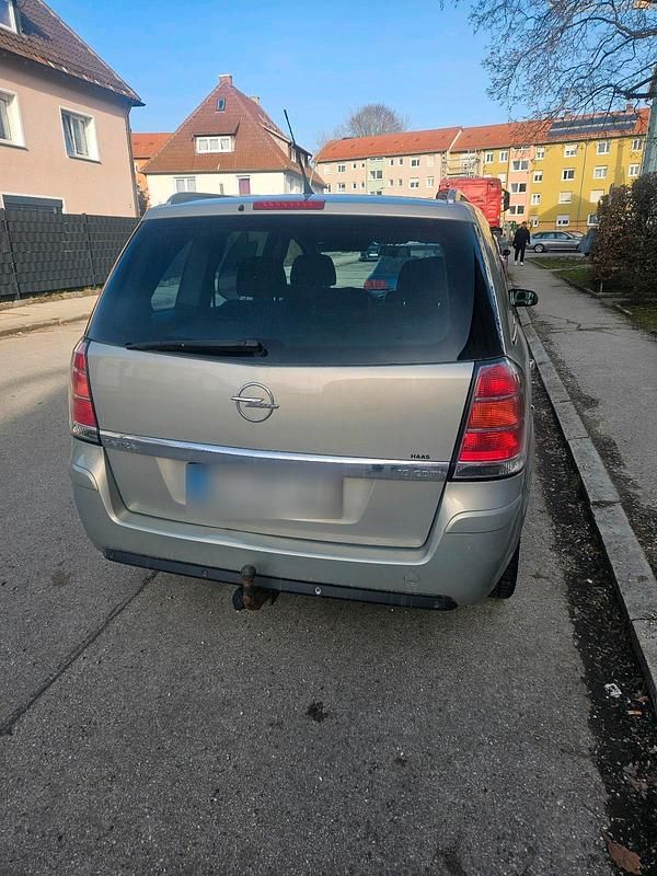 Gebraucht Opel Zafira 150 PS (110 kW) 2007 Van / Kleinbus