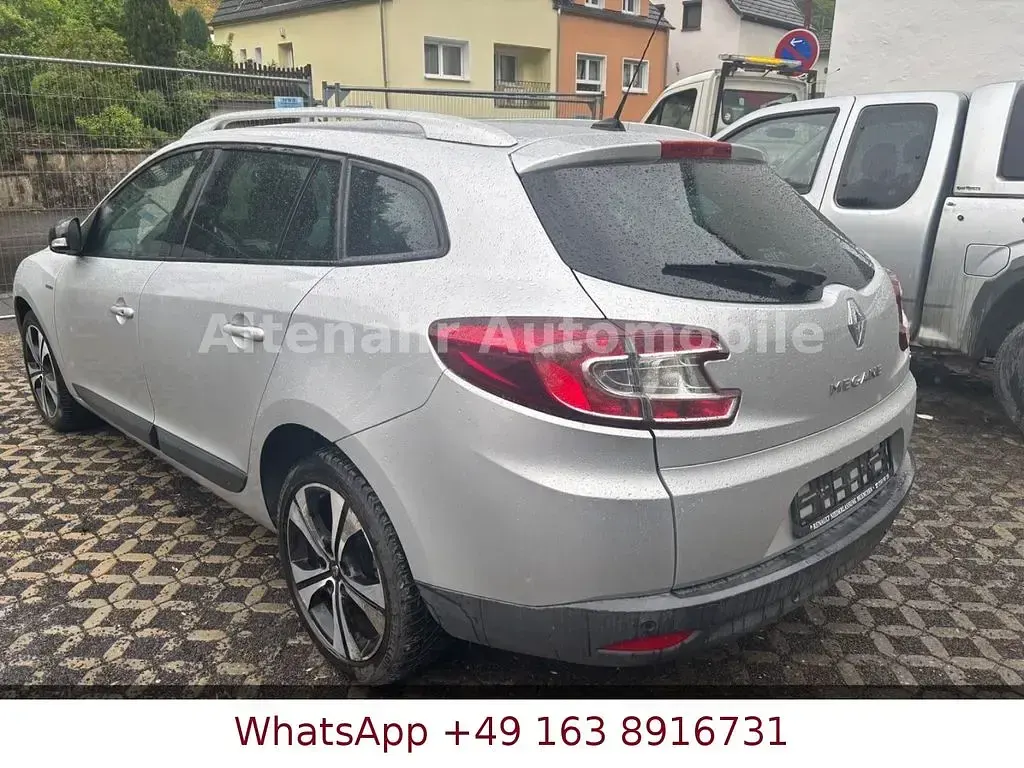 Gebraucht Renault Mégane Bose Edition 131 PS (96 kW) 2011 Limousine