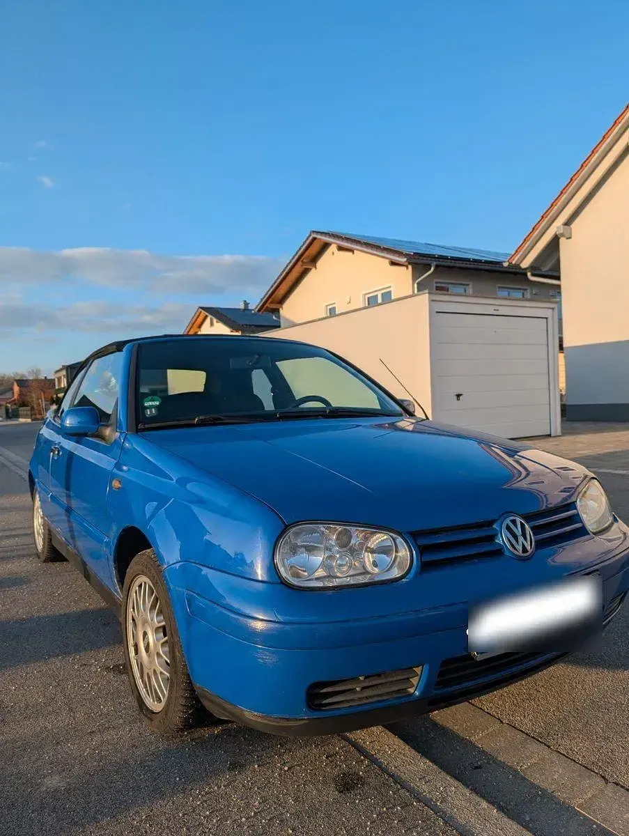Używany VW Golf Cabriolet 101 KM (74 kW) 1998 Niebieski Kabriolet
