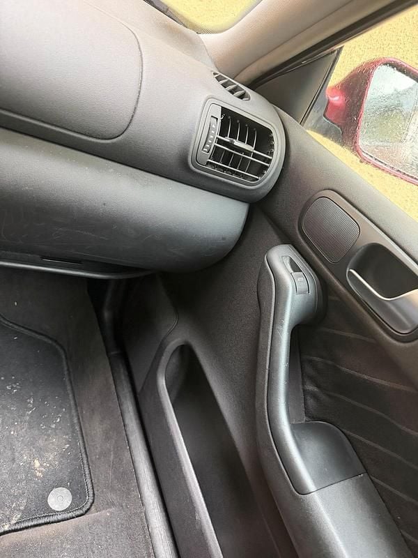 Gebraucht Audi A3 102 PS (75 kW) 2002 Rot Kleinwagen