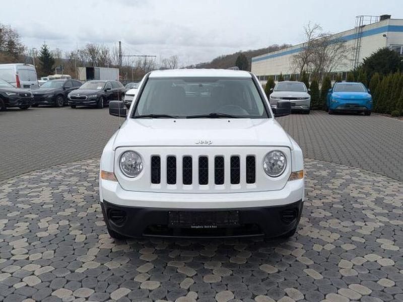 Gebraucht Jeep Patriot 174 PS (127 kW) 2015 Weiß SUV