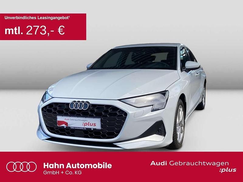 Gletscherweiß metallic Gebraucht 2024 Audi A3 Advanced Plus Limousine | 31.899 € (Fairer Preis) - Bild 1/3