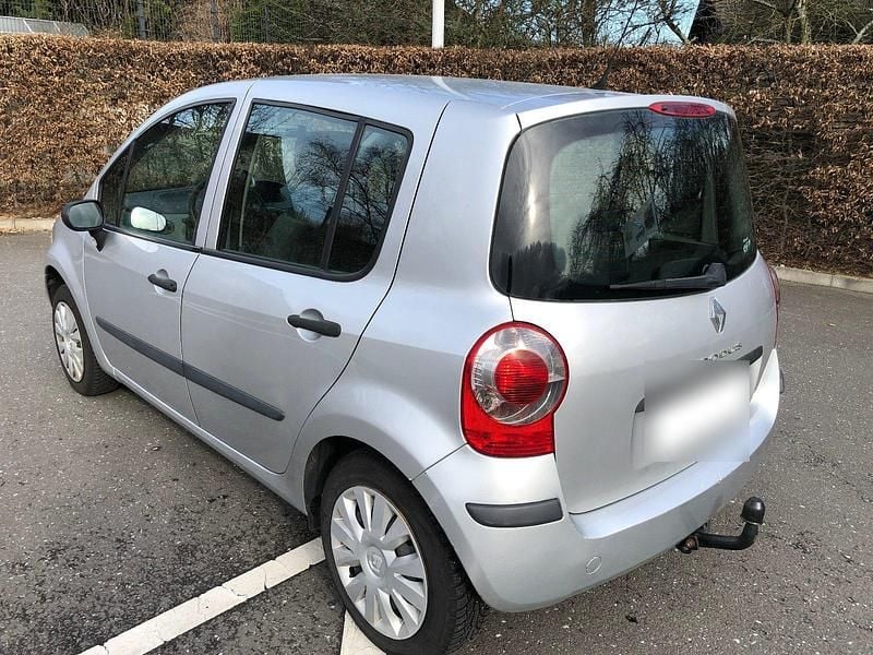 Gebraucht Renault Modus 75 PS (55 kW) 2006 Silber Van / Kleinbus