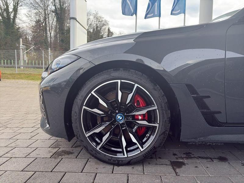 Gebraucht BMW i4 Performance 350 kW (476 PS) 2023 Dravitgrau metallic Limousine