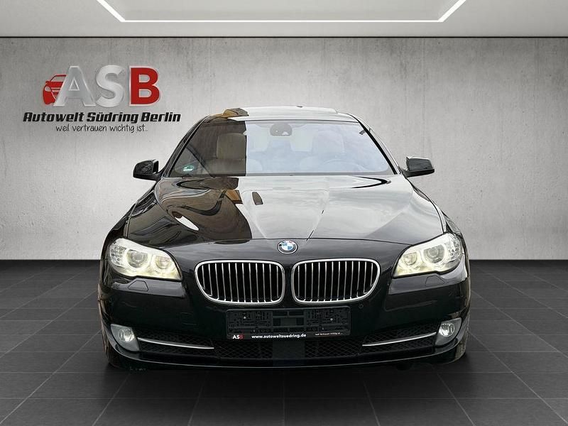 Gebraucht BMW 530 245 PS (180 kW) 2010 Schwarz Kombi