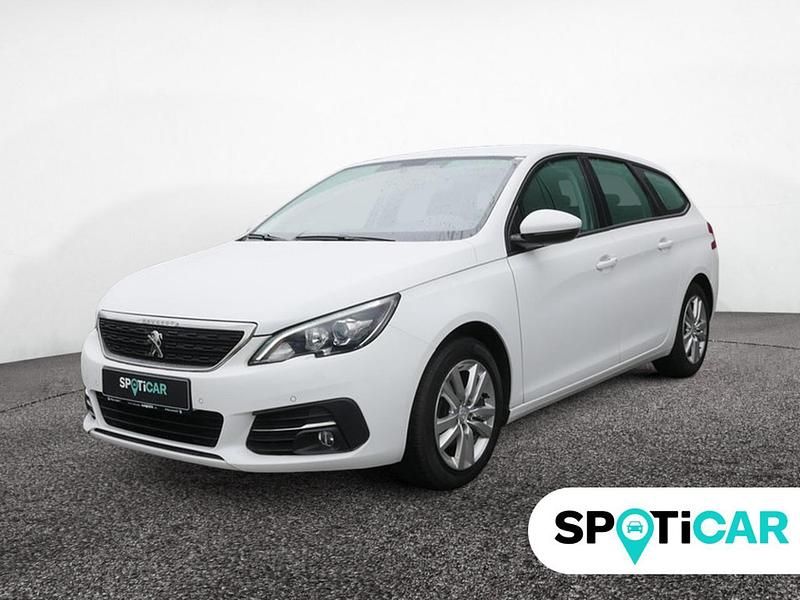 Gebraucht Peugeot 308 131 PS (96 kW) 2018 Weiß Kombi