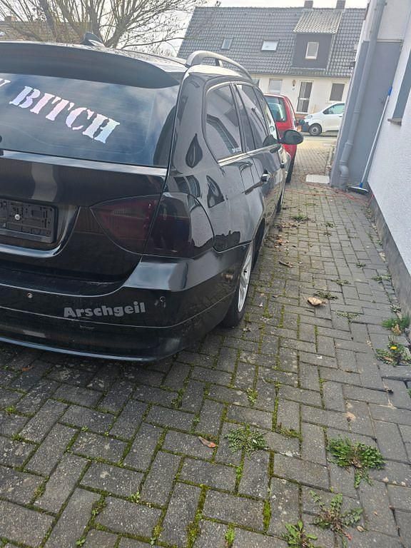 Gebraucht BMW 320 Performance 177 PS (130 kW) 2007 Schwarz Kombi