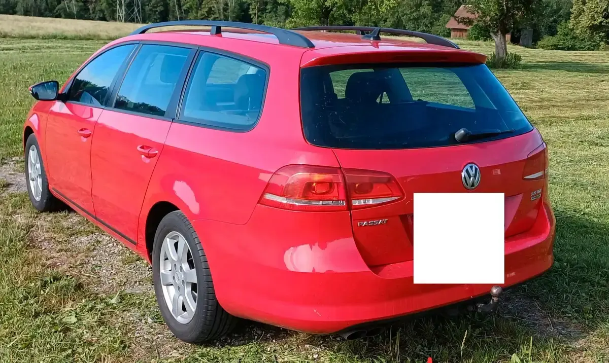 Gebraucht VW Passat 140 PS (102 kW) 2011 Rot Kombi