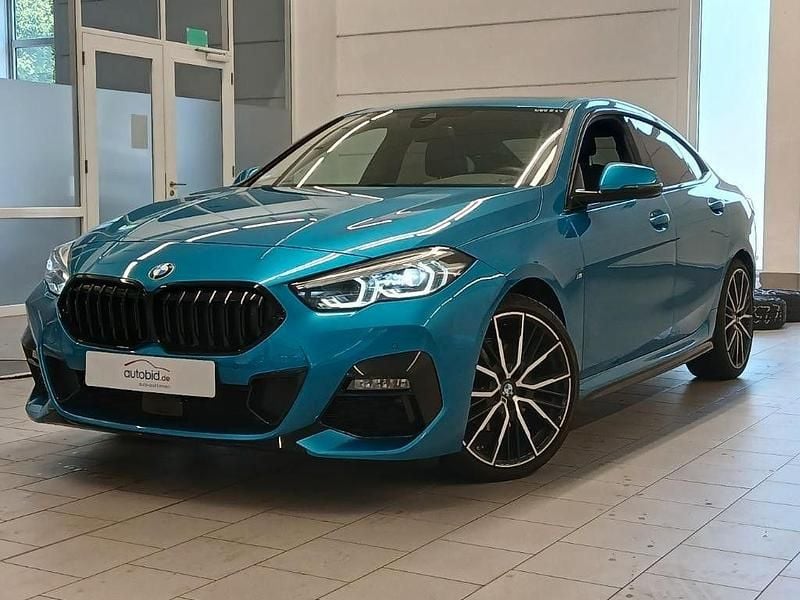 Blau Gebraucht 2024 BMW 218 M Sport Coupé | 31.880 € (Fairer Preis) - Bild 1/4