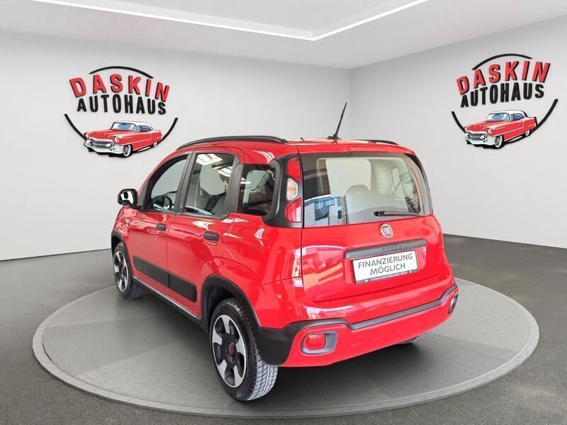 Gebraucht Fiat Panda Red 71 PS (52 kW) 2022 Rot Kleinwagen