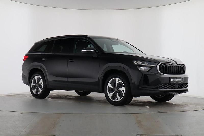 Gebraucht Skoda Kodiaq Selection 204 PS (150 kW) 2025 Schwarzmagic perleffekt SUV