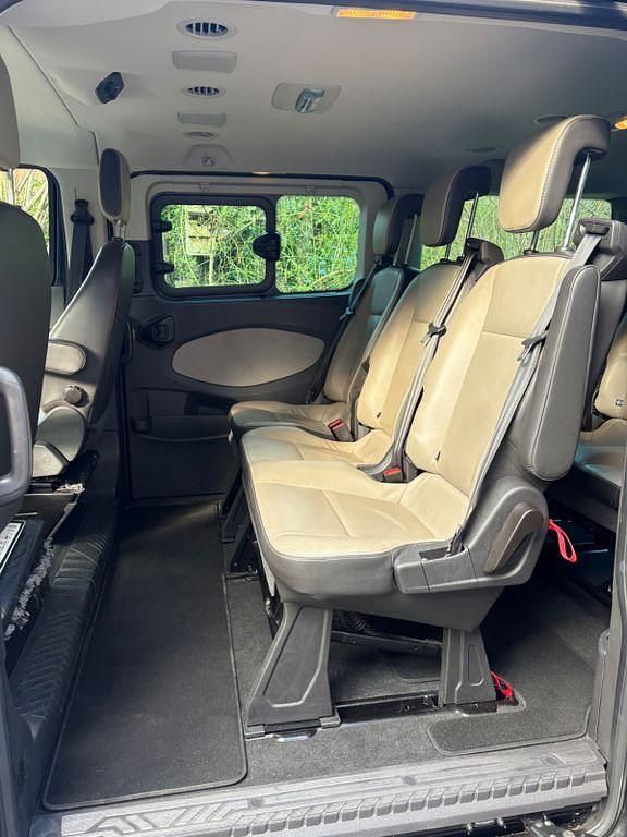 Gebraucht Ford Tourneo 155 PS (114 kW) 2016 Schwarz Van / Kleinbus