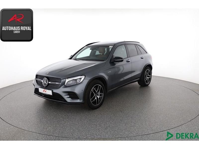 Grau (metallic) Gebraucht 2018 Mercedes GLC43 AMG AMG SUV | 35.879 € (Superpreis) - Bild 1/4