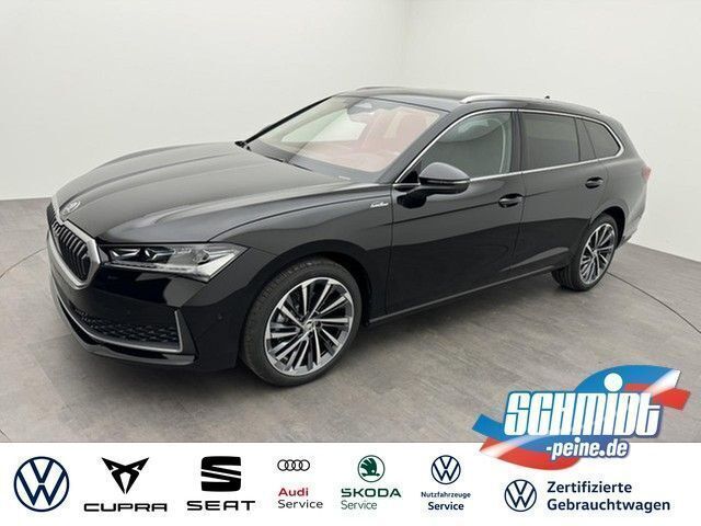 Black metallic Gebraucht 2024 Skoda Superb LAURIN & KLEMENT Kombi | 46.400 € - Bild 1/4