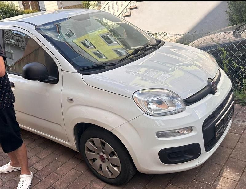 Weiß Gebraucht 2015 Fiat Panda Kleinwagen | 4.999 € (Guter Preis) - Bild 1/4