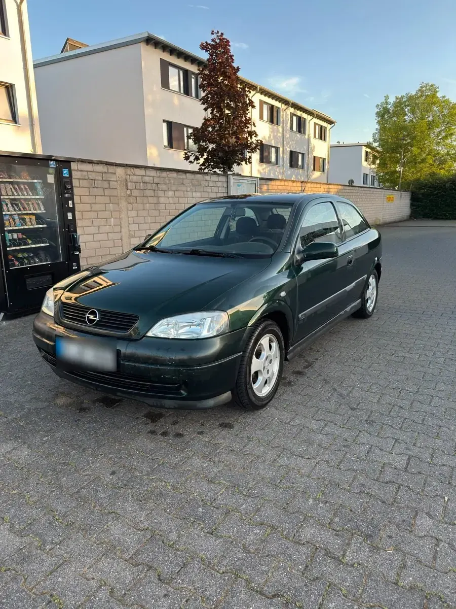 Gebraucht Opel Astra Edition 101 PS (74 kW) 2000 Grün Coupé