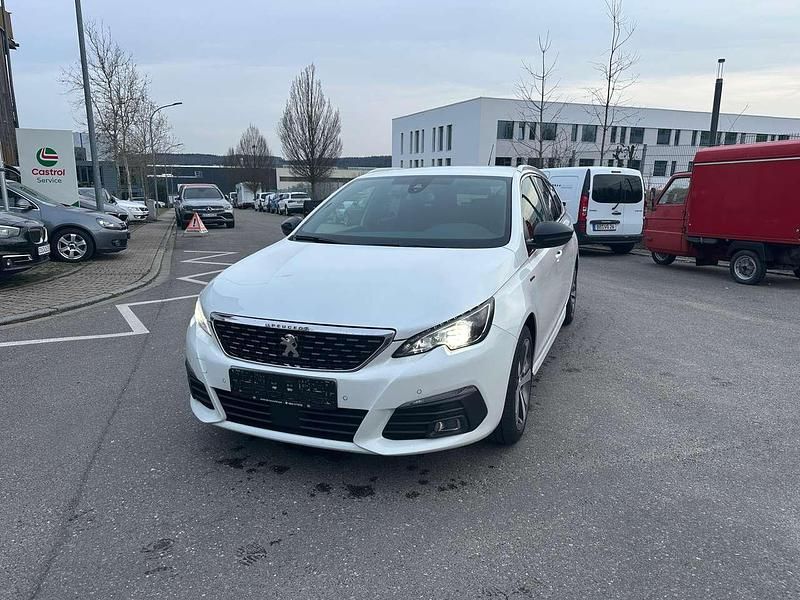 Lack weiss perlglänzend Gebraucht 2019 Peugeot 308 GT-line Kombi | 7.899 € (Fairer Preis) - Bild 1/4