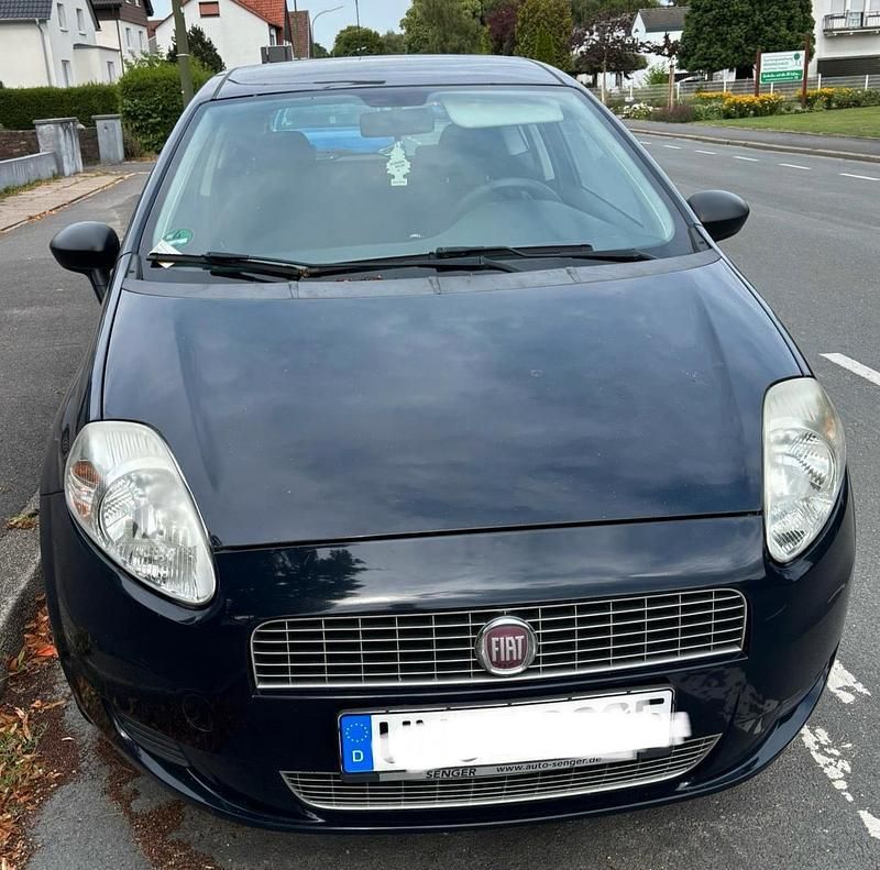 Blau Gebraucht 2009 Fiat Grande Punto Active Kleinwagen | 1.000 € (Guter Preis) - Bild 1/4