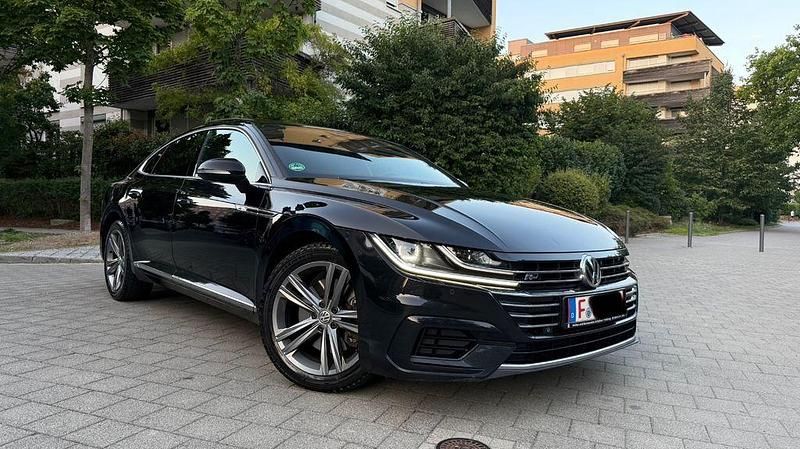 Schwarz Gebraucht 2017 VW Arteon R-line Limousine | 18.390 € (Etwas zu teuer) - Bild 1/4