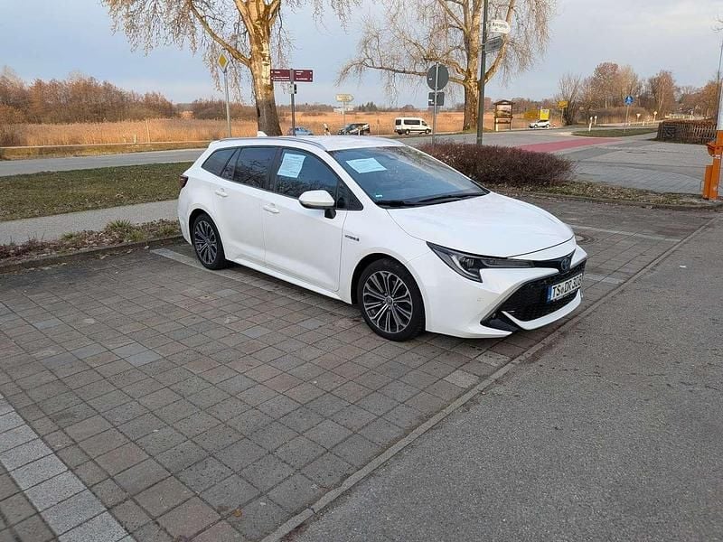 Gebraucht Toyota Corolla Team 152 PS (111 kW) 2021 Kombi