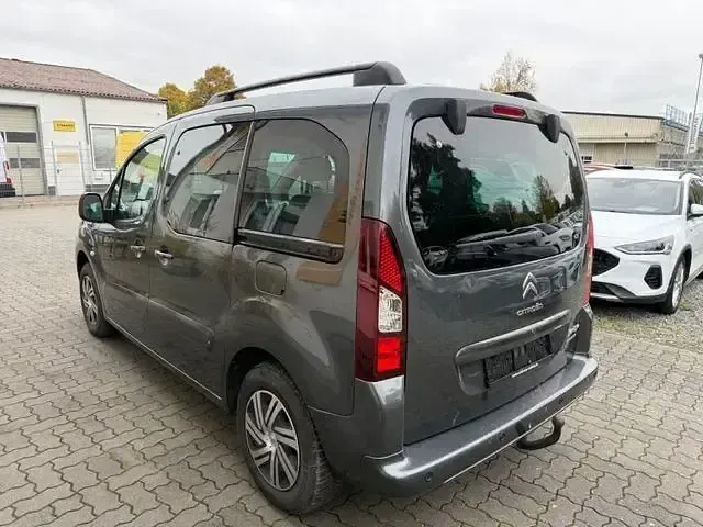Gebraucht Citroën Berlingo Shine 99 PS (72 kW) 2018 Grau Van / Kleinbus