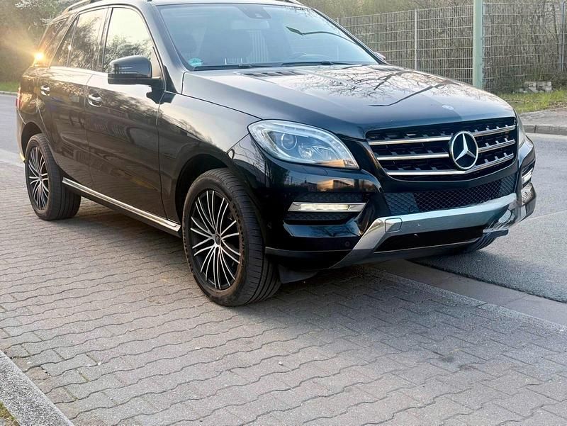 Gebraucht Mercedes ML350 2015 Schwarz SUV