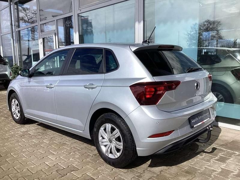 Gebraucht VW Polo 80 PS (58 kW) 2024 Reflex silver metallic Kleinwagen