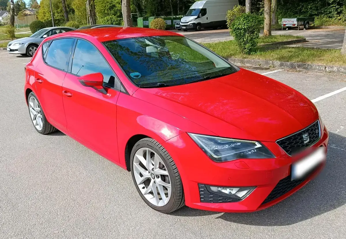 Usata Seat Leon FR 122 CV (89 kW) 2012 Rosso Berlina
