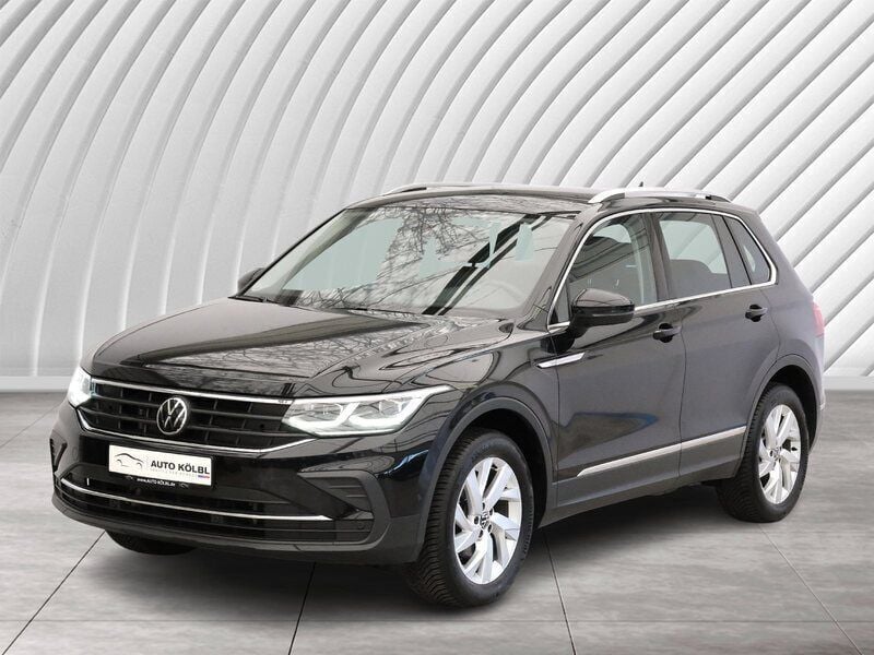 Deep black perleffekt Gebraucht 2021 VW Tiguan Life SUV | 27.790 € (Guter Preis) - Bild 1/4