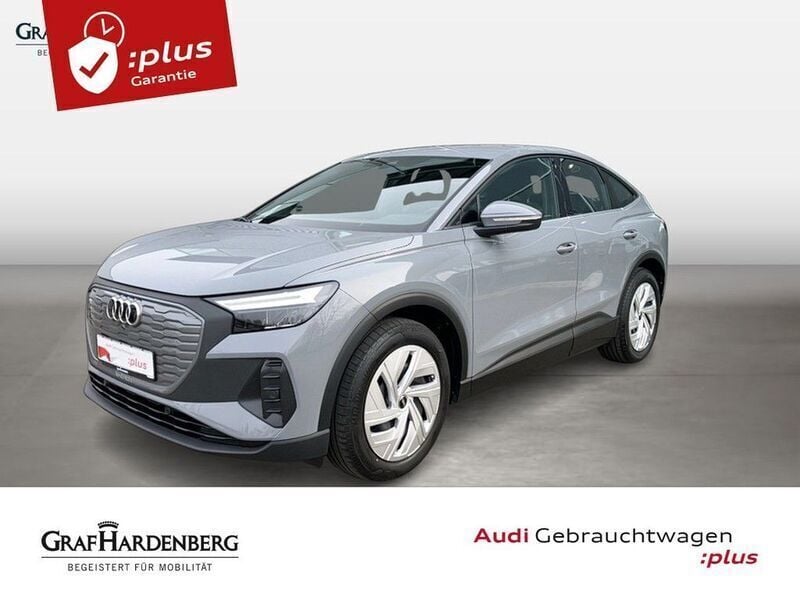 Grau Gebraucht 2022 Audi Q4 Sportback e-tron Basis SUV | 23.444 € (Superpreis) - Bild 1/4