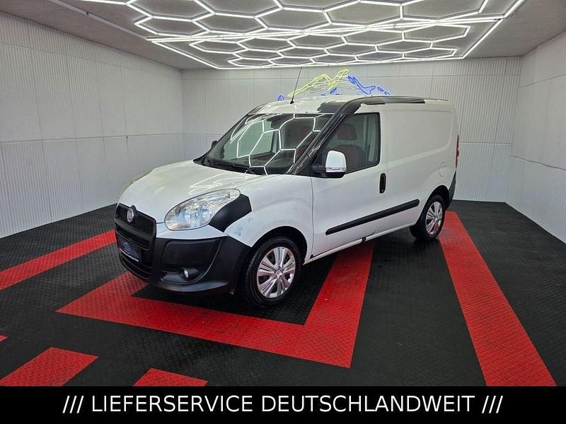 Gebraucht Fiat Doblò 95 PS (69 kW) 2012 Weiß Van / Kleinbus