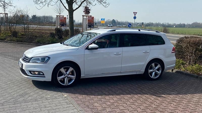 Gebraucht VW Passat R-line 150 PS (110 kW) 2014 Weiß Kombi